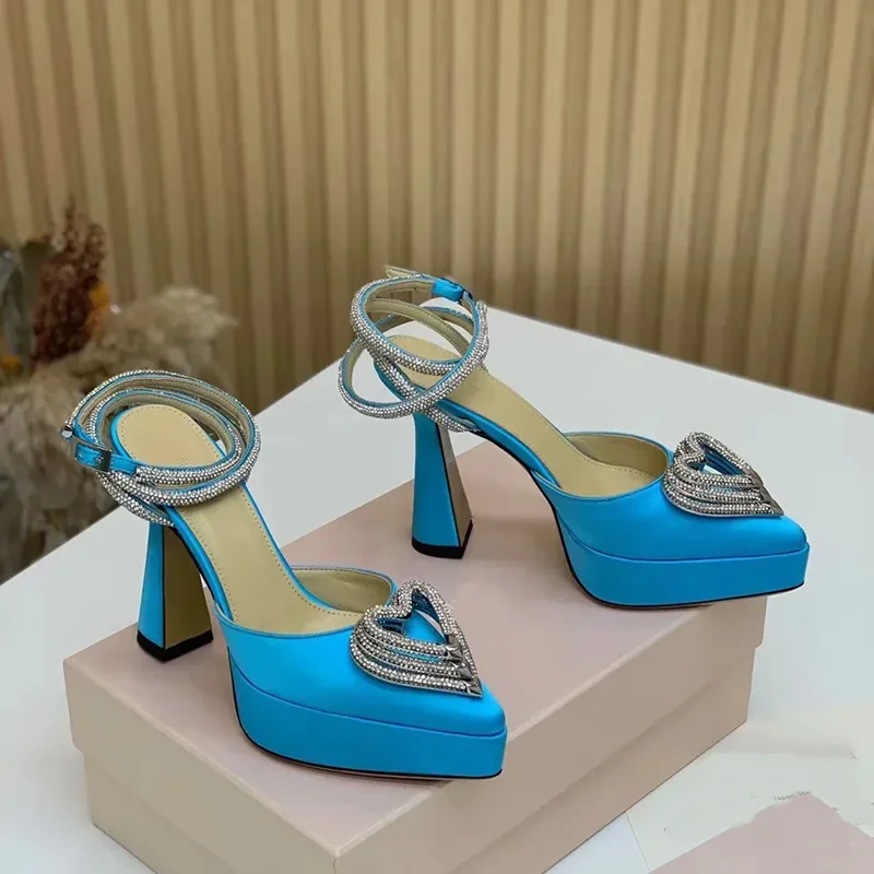 Pointed Toe Flat - Platform Crystal Love Decoration Sandals Sexy