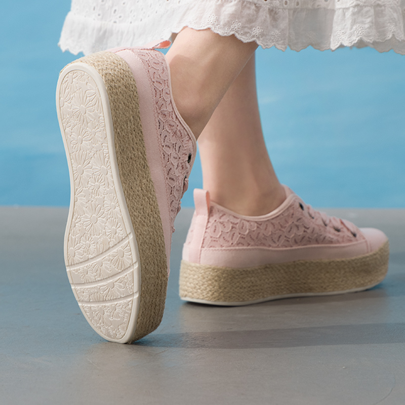 Skechers Women's Sports Shoes  - огляд і ціна Women Shoes Skechers