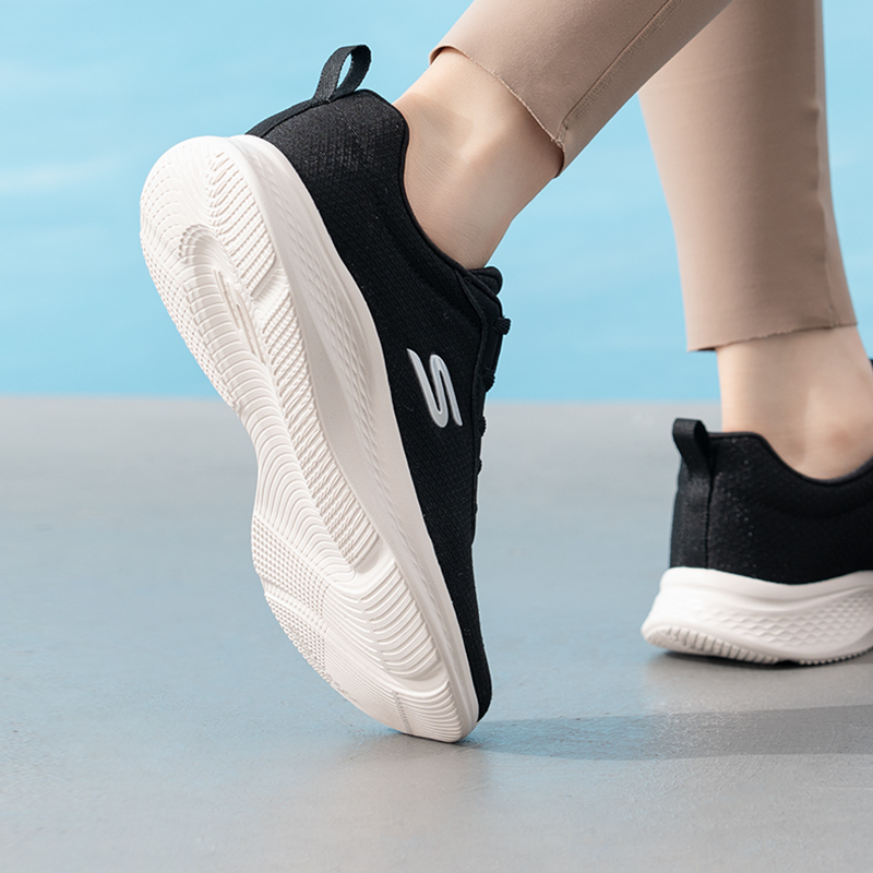 Skechers Women's Sports Shoes, - огляд і ціна Women Shoes Skechers