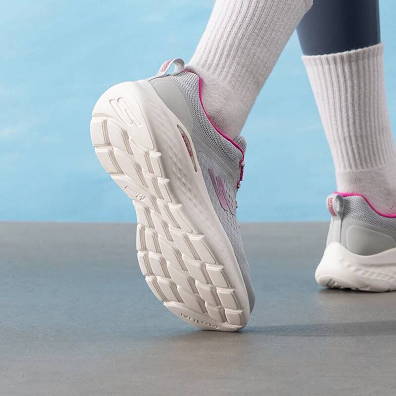 Skechers New Women Running Sho - огляд і ціна Women Shoes Skechers