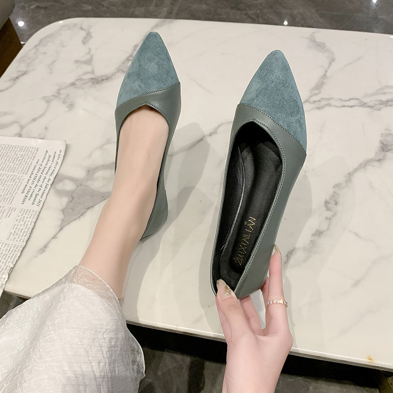 Flat black leather shoes for w - огляд і ціна Pointed Toe Flat