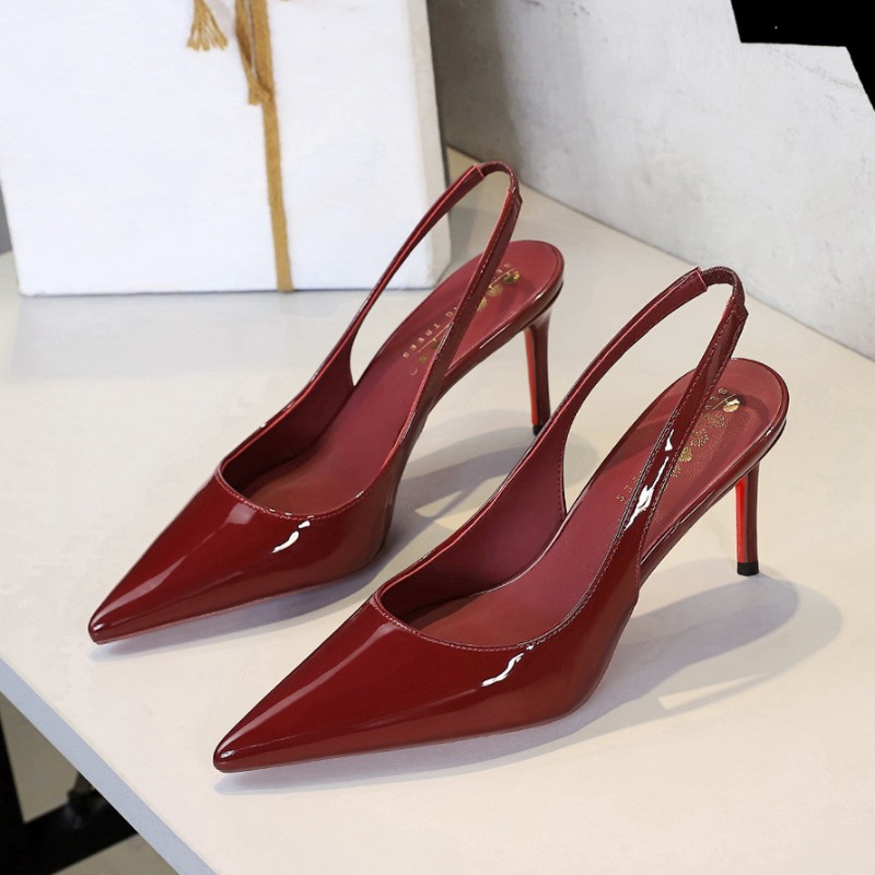 New European and American Poin - огляд і ціна Patent Leather Pump